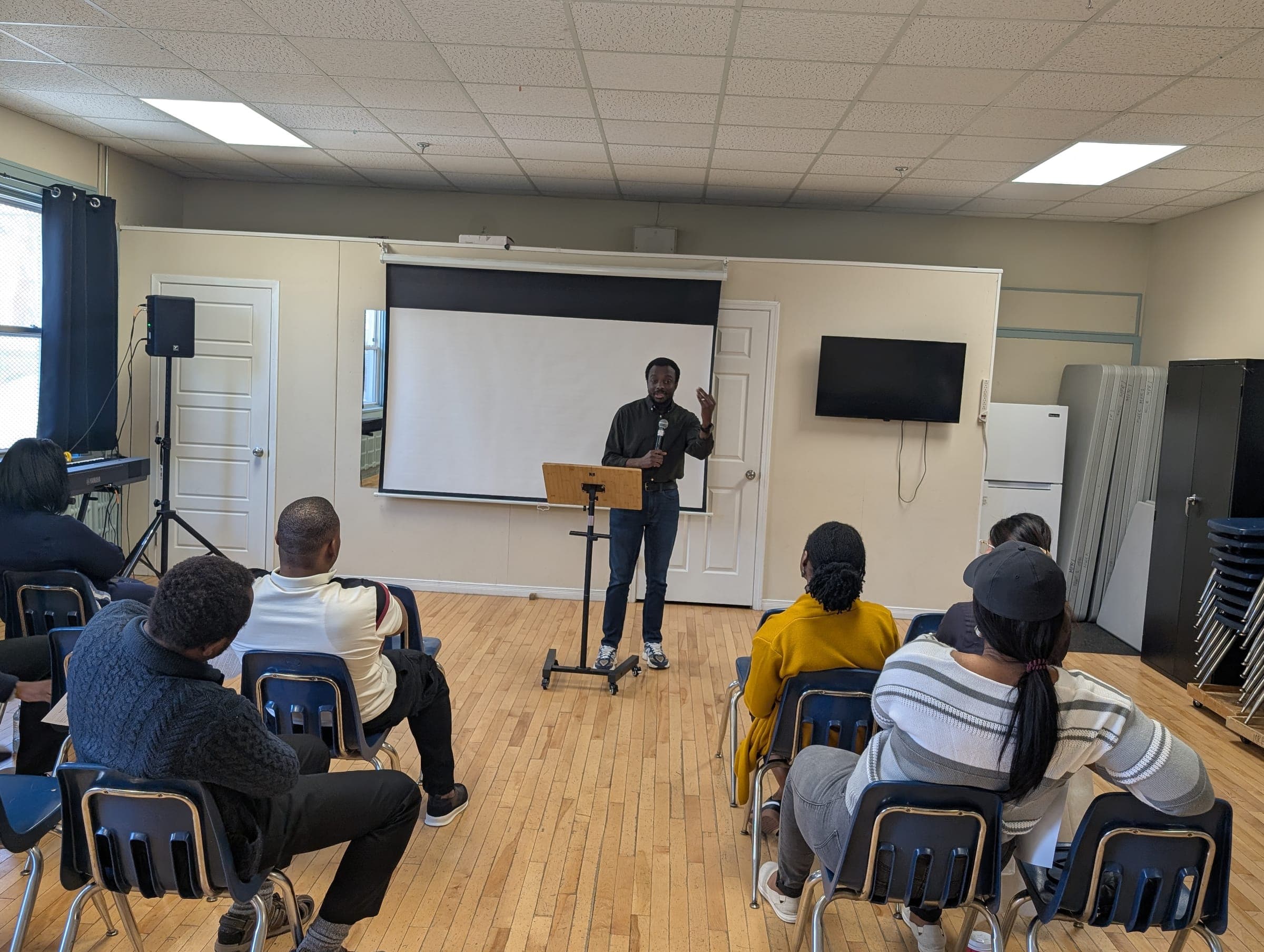 The open meeting at the North Woodside Community Centre